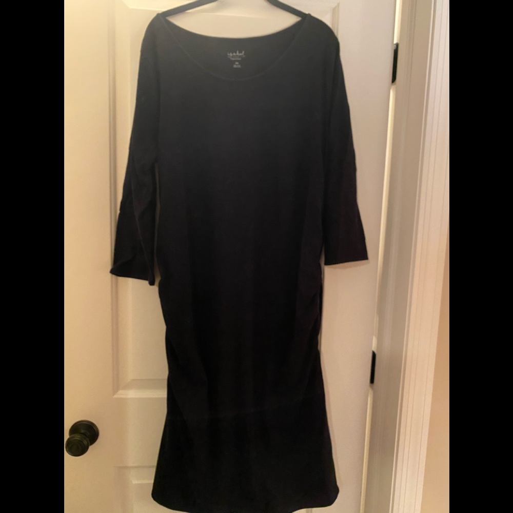 Isabel maternity fitted black dress